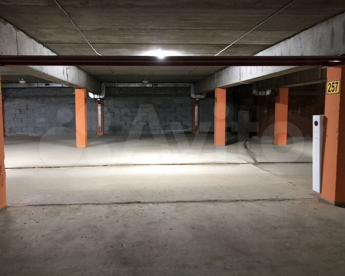 Машиноместо, 15 м²
