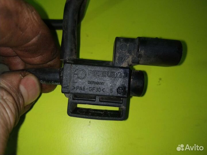 Клапан вакуумный 037906283C VAG