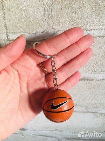 Брелок баскетбольный мяч Nike