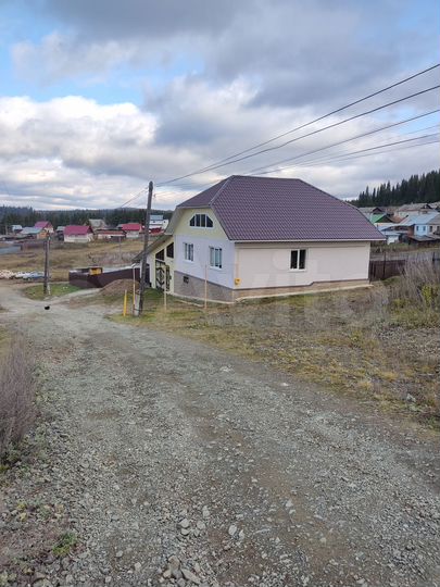 Дом 99 м² на участке 16 сот.