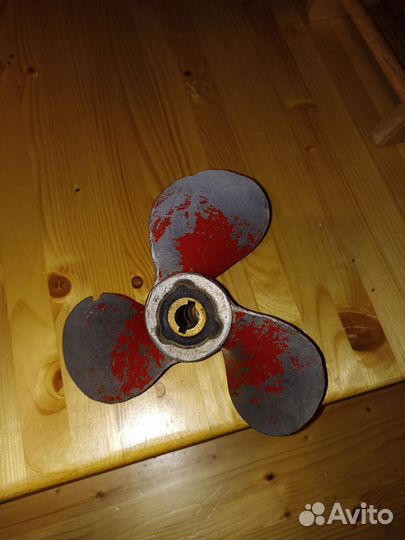 Винт для лодочного мотора