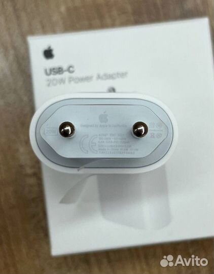 Зарядное устройство на iPhone 20w