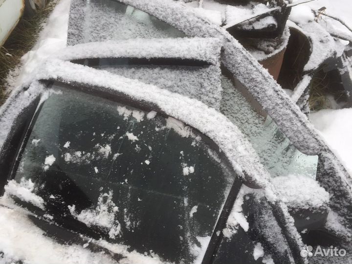 Стекла Мицубиси Лансер 9