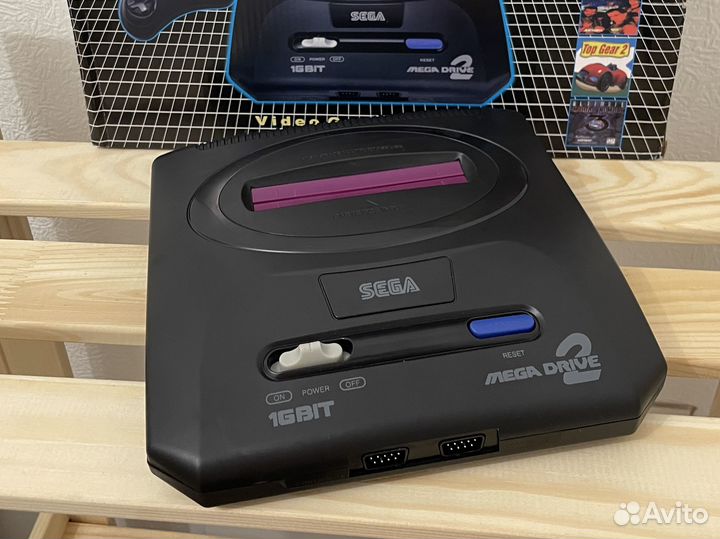 Sega mega drive 2 + Mortal Kombat 3 Ultimate