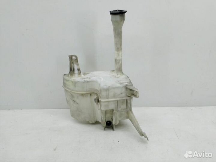Бачок стеклоомывателя Toyota Camry V50 V55 2011