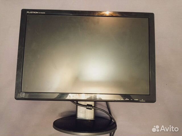 Монитор LG flatron W 1942 SE