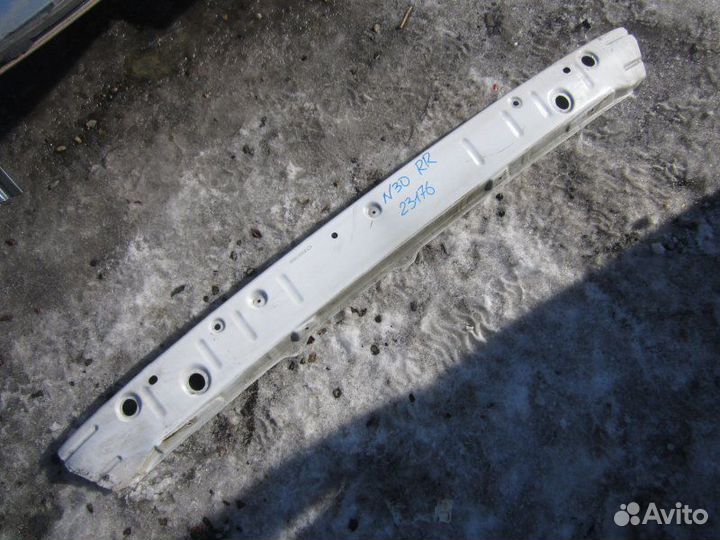 Усилитель бампера задний Nissan R'nessa N30 SR20DE