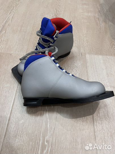 Лыжные ботинки nordway 33 р