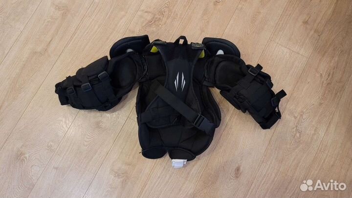 Нагрудник вратарский Bauer s27 jr