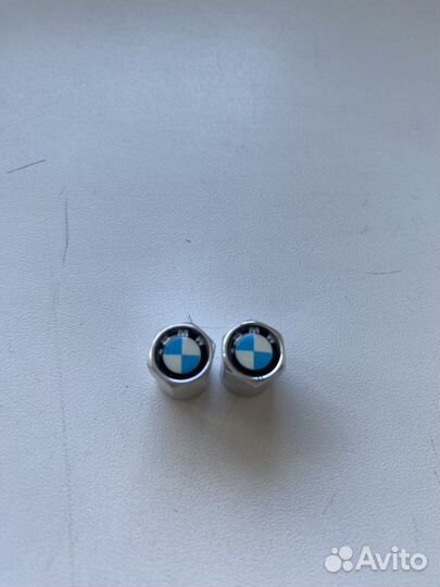 Колпачки 2 штуки от BMW