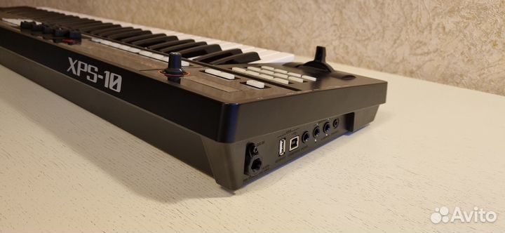 Синтезатор roland - XPS 10