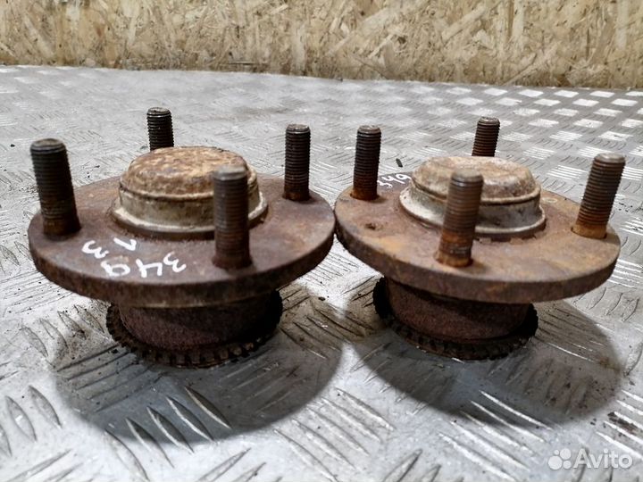 Ступица задняя Mitsubishi Lancer Cedia