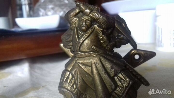 Держатели из латуни и бронзы