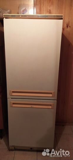 Холодильник stinol