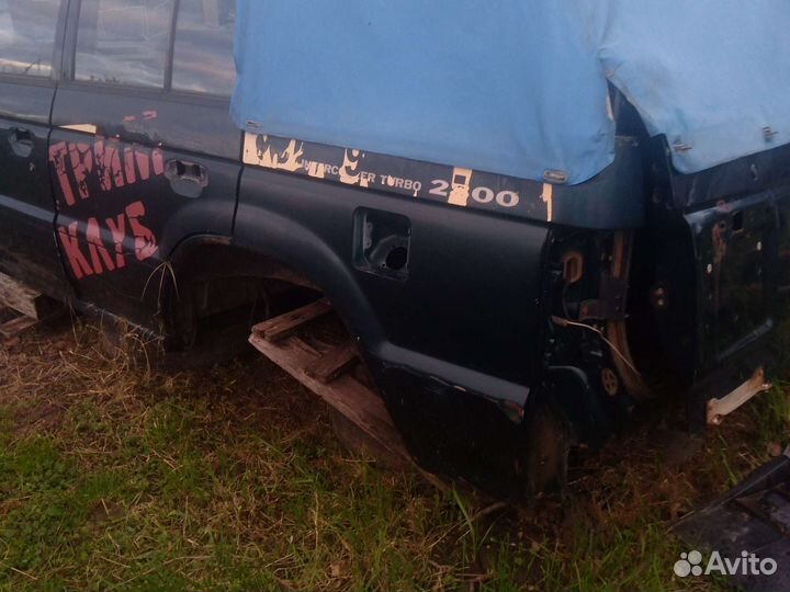 Кузов Mitsubishi Pajero 2