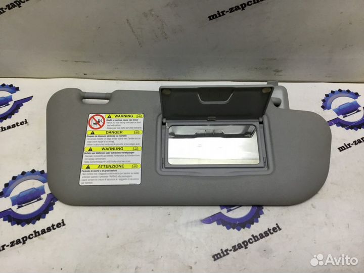 Козырек солнцезащитный правый Mazda 3 BK