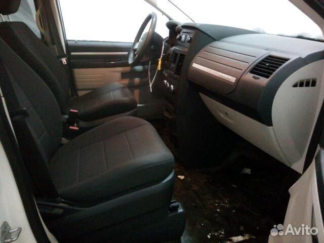 Разбор на запчасти Dodge Caravan 2008