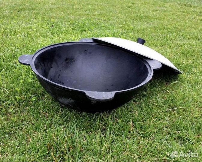 Казaн чугунный