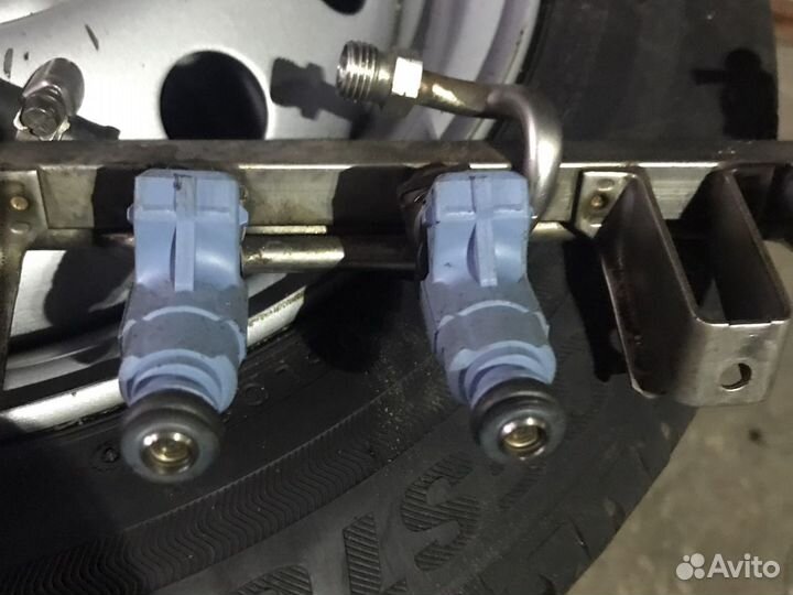 Топливная рампа Volkswagen Passat B5