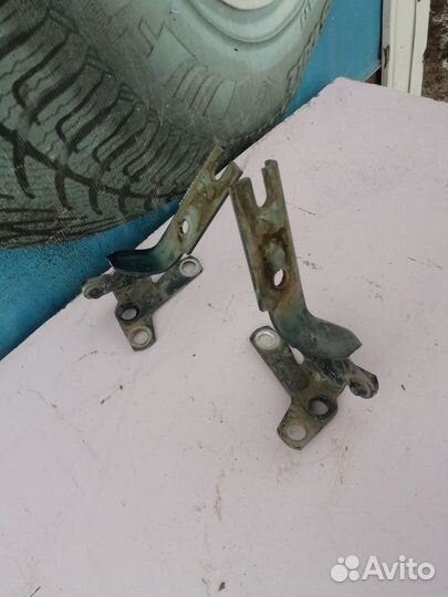 Петли капота Ситроен С5 2001-2005 г. в Дорестайлин