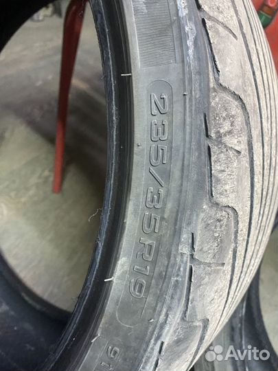 Triangle TR968 235/35 R19