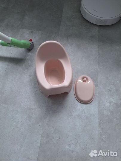 Стульчик для кормления babyton на брони