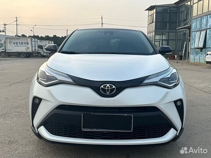 Toyota C-HR 2.0 CVT, 2021, 15 000 км