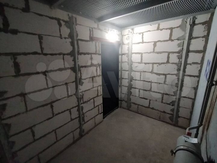 Машиноместо, 10 м²