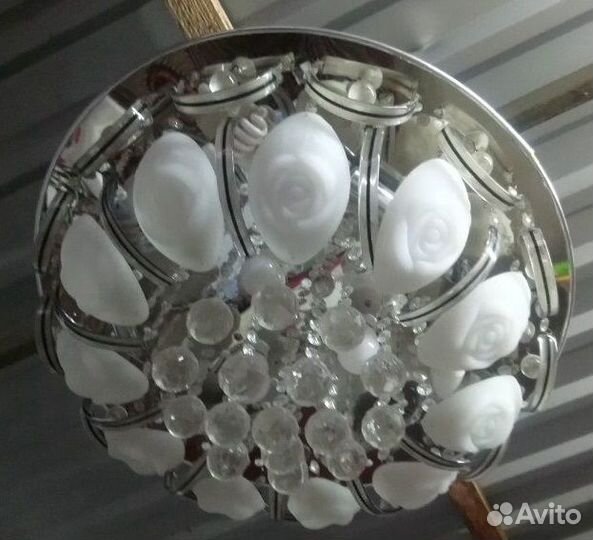 Большая люстра