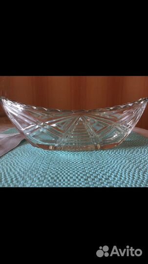 Хрустальная ваза