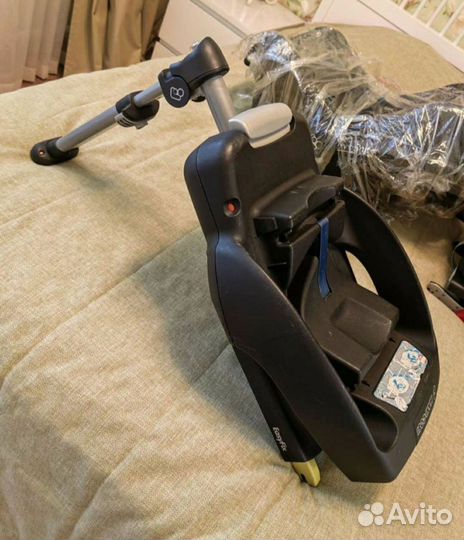 Автолюлька maxi cosi с базой isofix