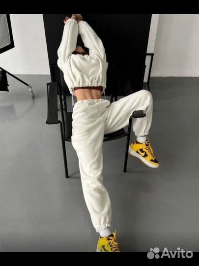 Новый спортивный костюм женский теплый