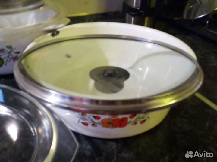 Кастрюли сковородки крышки ковши форма для выпечки