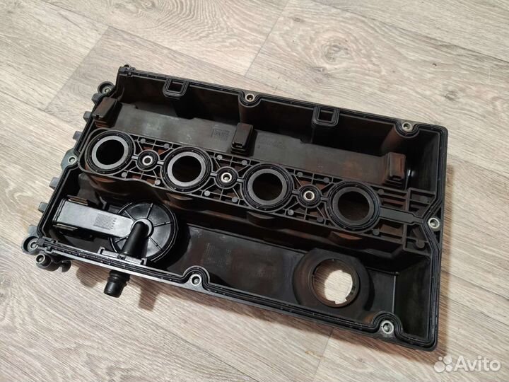 Клапанная крышка opel astra h 1.6-1.8