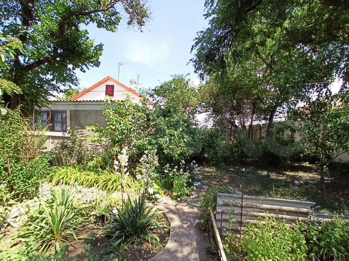 Дом 65,7 м² на участке 8 сот.