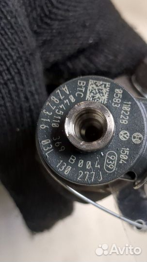 Форсунка топливная Volkswagen Golf 6, 2011