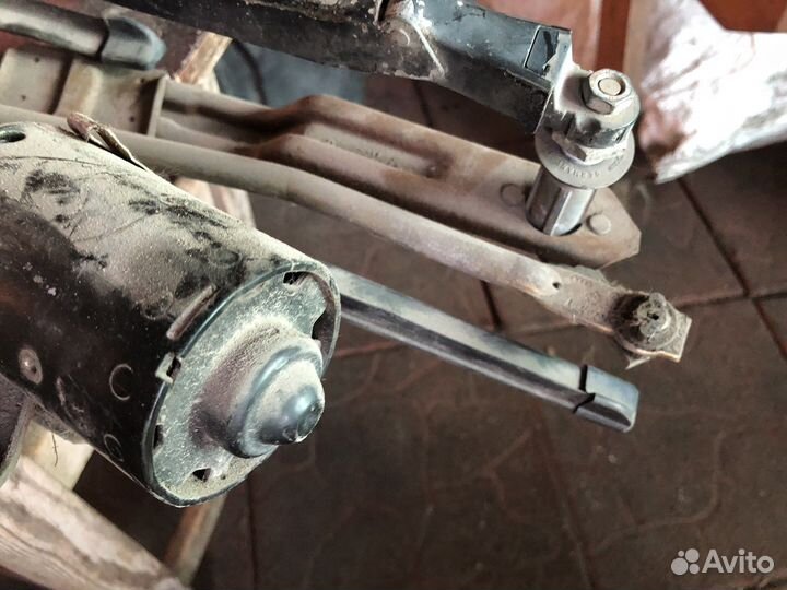 Трапеция дворников VW Golf 2 II