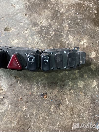 Блок кнопок, кнопка аворийки Mercedes w220