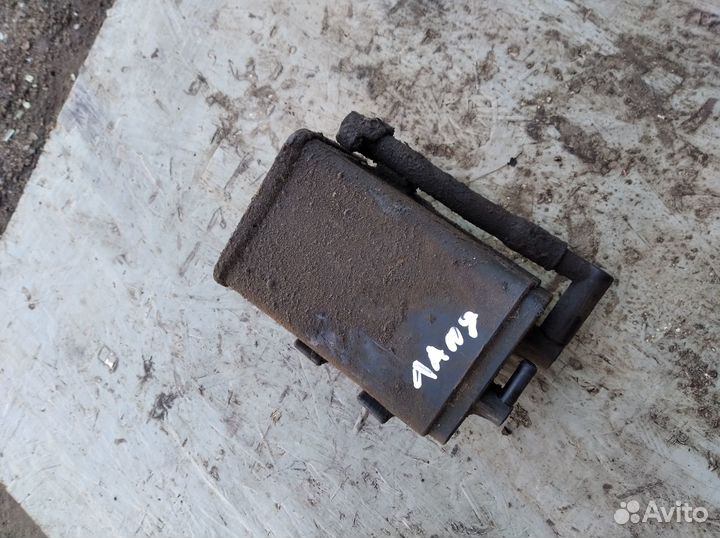 Абсорбер Митцубиси Лансер 9