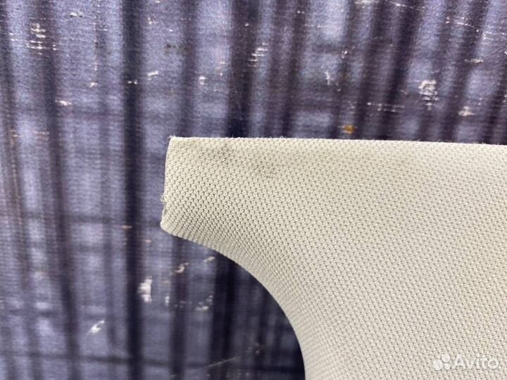 Обшивка салона правая Volkswagen Passat Variant B5