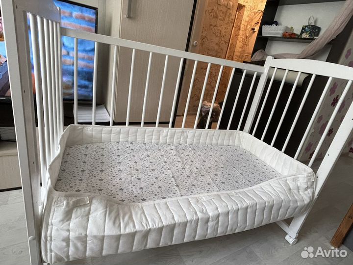 Детская кровать IKEA с матрасом