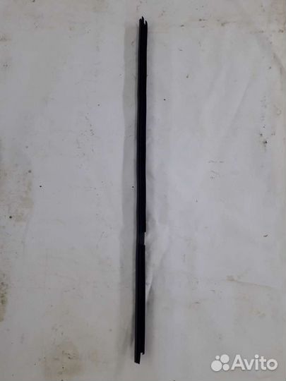 Уплотнитель стекла внутренний зад.прав. Lifan X60