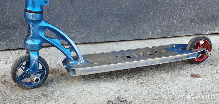 Трюковой самокат MGP