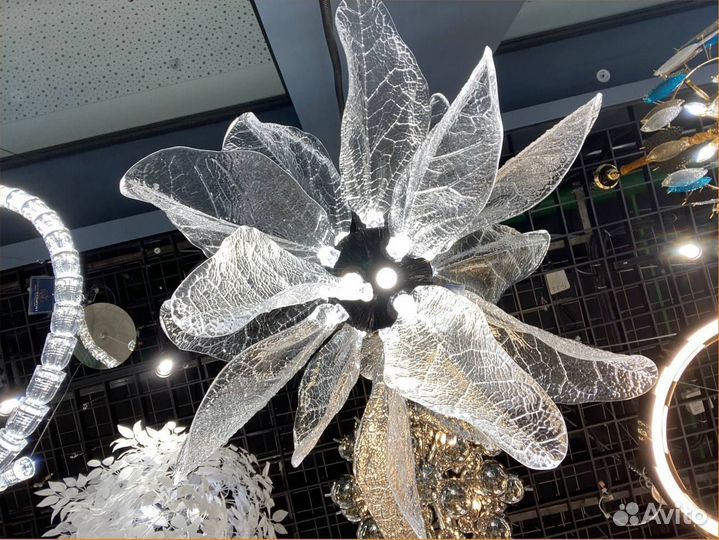 Уникальное решение - люстра в единственном экземпл