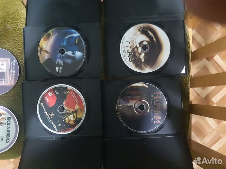 Продаю лицензионные диски с фильмами.каждый 50.р
