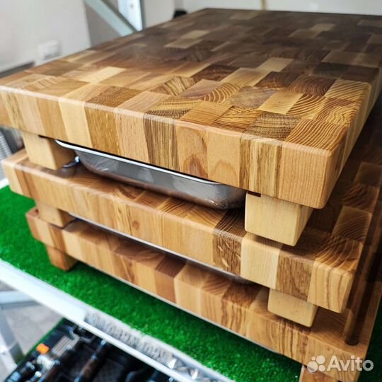 Доска разделочная торцевая 36*29 см. с поддоном