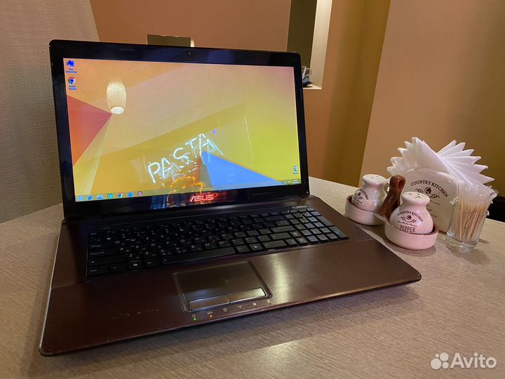 Ноутбук Asus 17”/i7/1000HDD/12озу/Для Игр