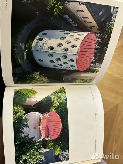 Книга The Melnikov House