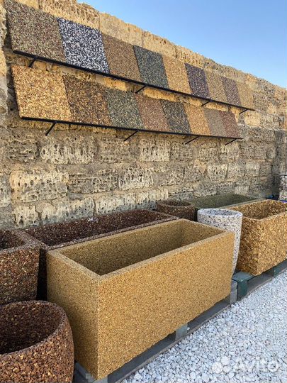 Уличные вазоны из натурального камня