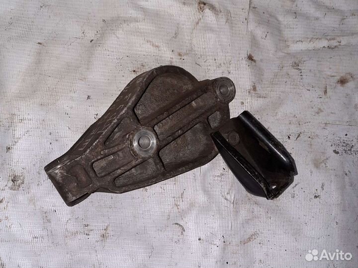 Кронштейн крепления гура aveo t250